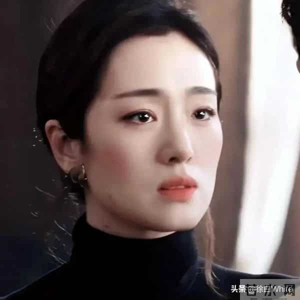 巩俐1986年手写稿曝光！字迹遒劲有力，书法爱好者迫不及待要临摹