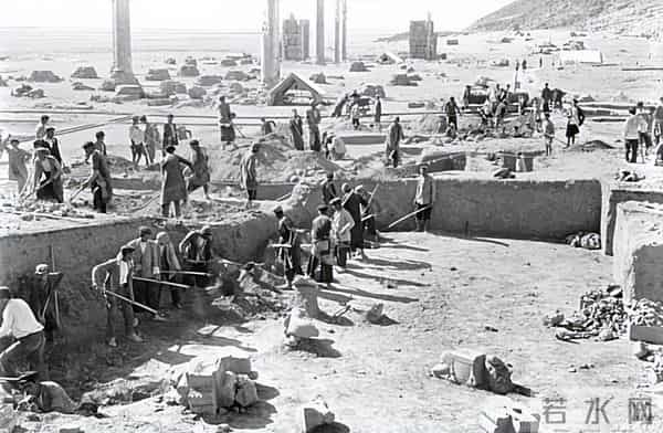 伊朗发现汉字，经过仔细翻译后，他们认为：这里曾是中国的一个省