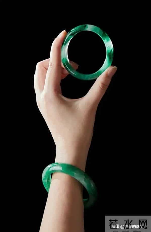 非洲翠的7大冷知识：外号“倒霉石”，颜值天花板，永远的配角。