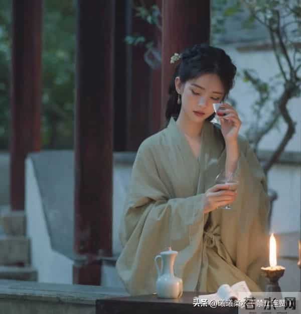 柔水诗、词、文、联《桂殿秋.三首：三季情缘》