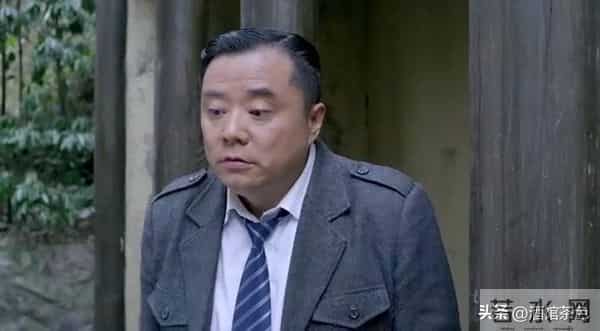 沪剧知名演员华雯，嫁滑稽名家秦雷生一女，26岁女儿长得真像她