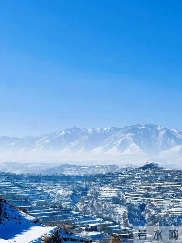 积石凝韵：山河铸魂，新生向阳