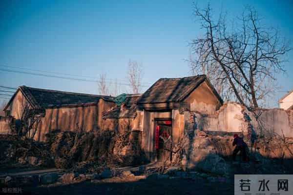 村野老井秘事（短篇小说）