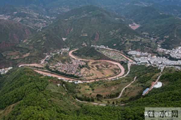 风水先生看风水