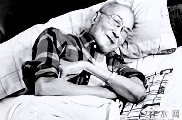 用一个“假名字”演了一辈子戏，娶了世界冠军，晚年只剩窗前孤影