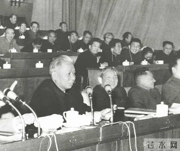 刘少奇：党的三大作风的倡导者、建设者、坚守者