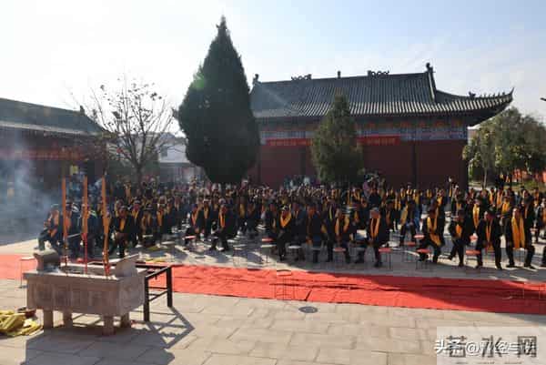 归德田氏举行2025年寒衣节拜祖典礼