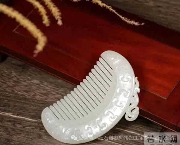 最适合女人佩戴的和田玉可不止白玉，其他四种简直美得不像话！