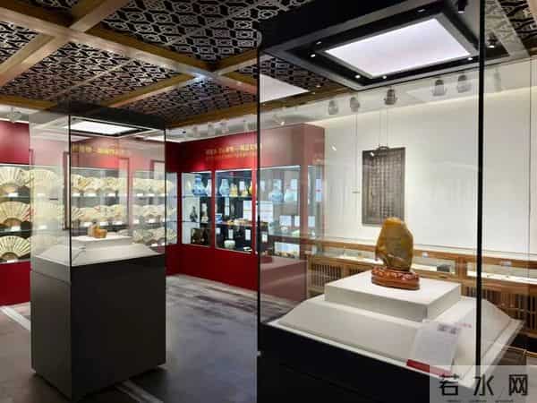 “北京荣宝2025秋拍精品展”在京开展