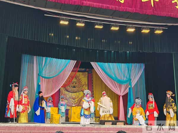 开封青年豫剧团