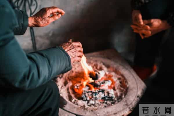 “大雪多不多，就看十月初六”，今日十月初六，今冬雪多冷到哭？