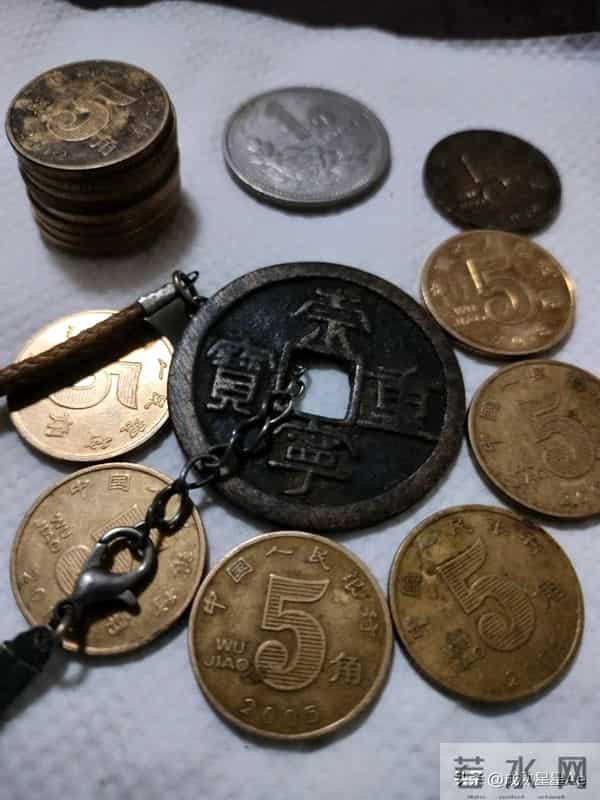 退休人员收藏硬币能够增添乐趣比找人抬杠更有意义