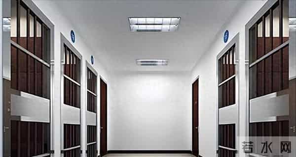 中国第一监狱，关的几乎全是高官，为防止泄密，牢房内有特殊布置