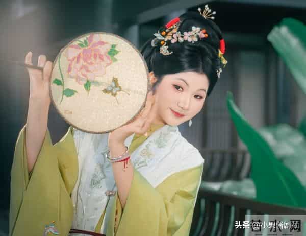 表姐大婚那日，逃了婚，姨母让我替嫁，我抗拒无果，被迫嫁入侯府