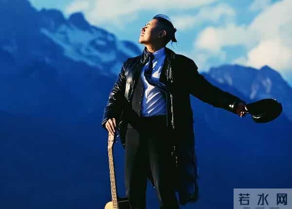 事实证明，靠鸡汤救穷人，稳坐“神坛”的大冰，已走上另一条道路