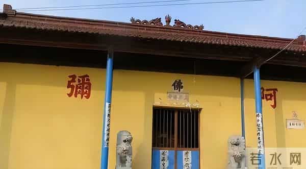 揭秘尼姑庵的黑暗面：尼姑平均年龄不到25，香客人来人往究竟为何