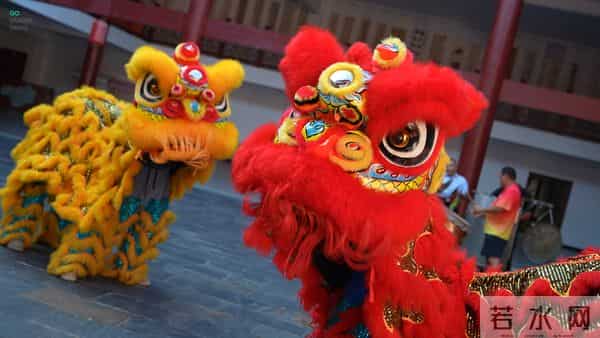 跟着非遗传承人漫步珠玑古巷，探寻广府文化