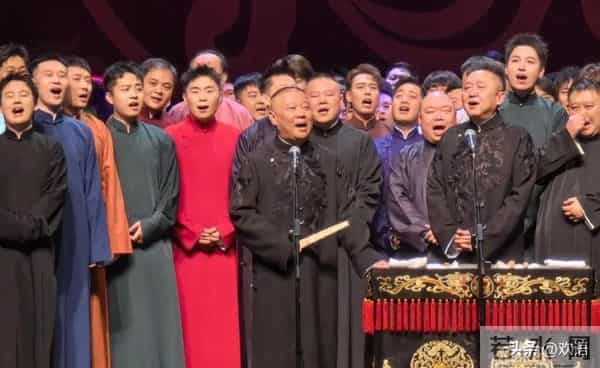 相声界乌烟瘴气，冯巩为什么不出手，姜昆的“下场”就是前车之鉴