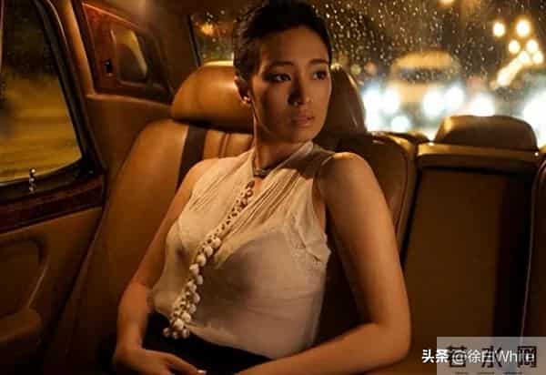 巩俐1986年手写稿曝光！字迹遒劲有力，书法爱好者迫不及待要临摹