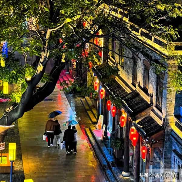 刚从河北邯郸回来，毫不客气的说，邯郸就是全国郊区城建天花板！