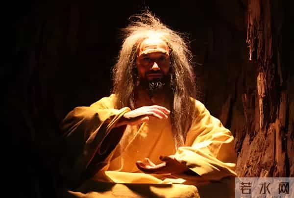 难怪张无忌的结局没被写明，你看他后来返老还童，改名换姓成了谁