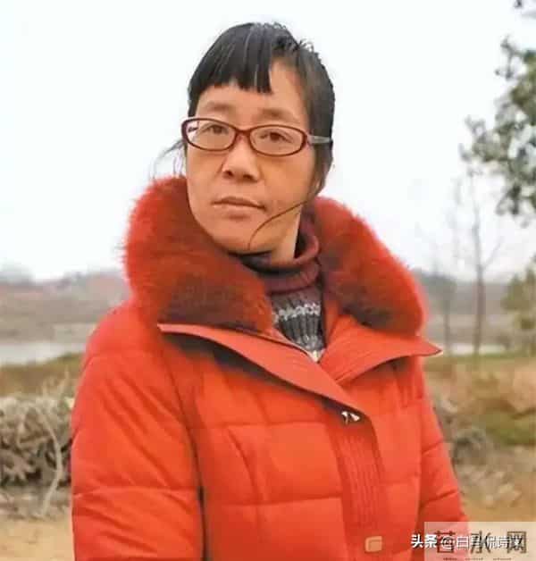 余秀华再出新作，题目雷人，可诗真的好，一读让人倍觉惊艳、叹服