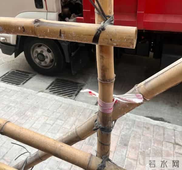 竹架是香港的非遗文化，因成本低搭建方便广泛使用