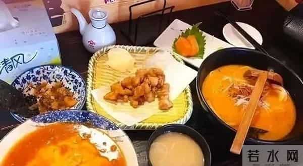 上海古北住着两万日本人，他们不吵不闹，却扎根四十