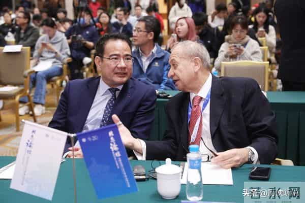 西方专家：中文霸权已经觉醒，正在撬动全球秩序，或改写人类文明