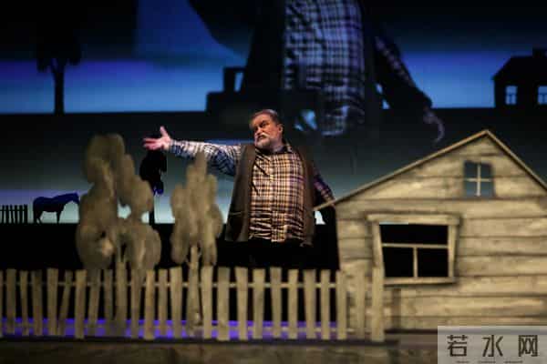 “我们想象中的上海，和实际看到的上海一样，只不过天气特别好”