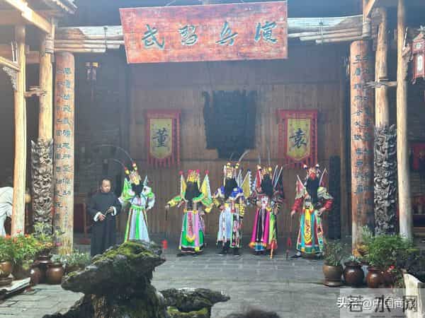 石头城里穿越时光，贵州安顺藏着一个“活着的明朝”