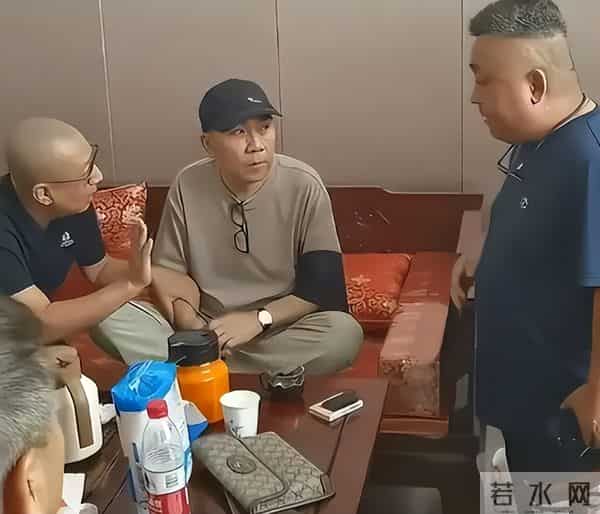 杨议直播再“砸缸”！郭德纲不再给他留脸面，当初于谦说的太对了