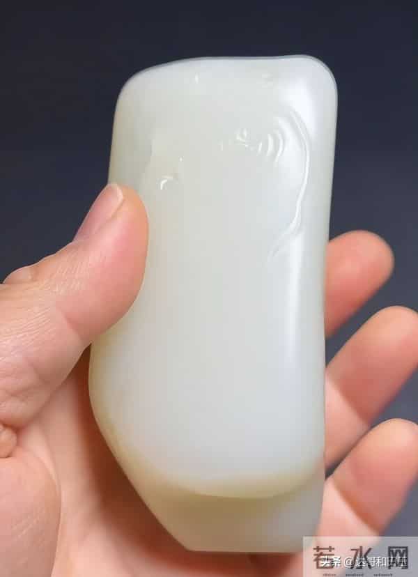 什么是和田玉的糯性与脂粉感?