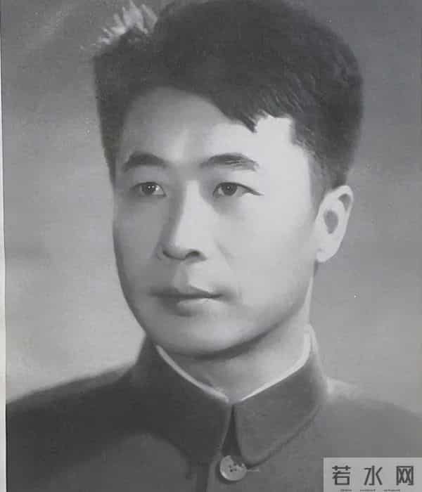 1957《林海雪原》轰动全国，罗荣桓拍板作者：回部队，授上校军衔