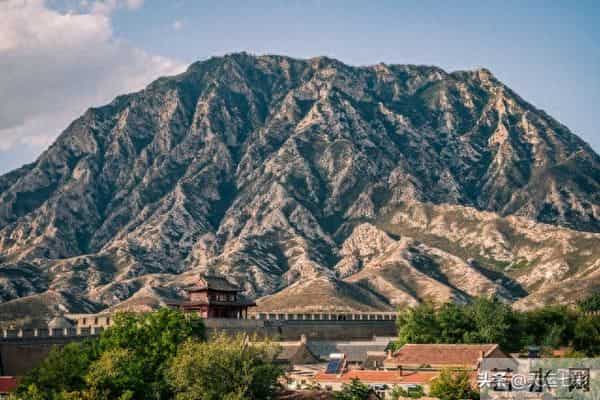 堪舆中，禄存星结穴的形态特征