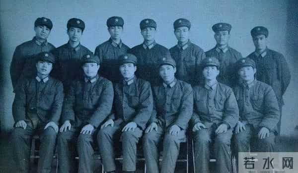 故事：81年我去苏州接新兵，与一位漂亮女医生的一段往事