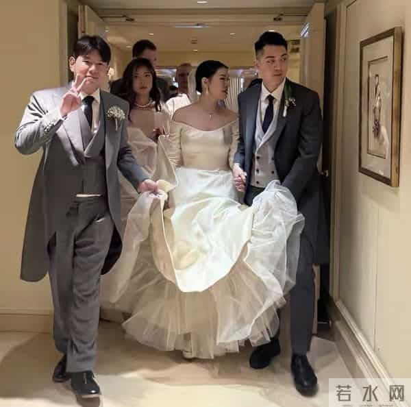 恭喜!香港知名豪门千金正式结婚,在维也纳某博物馆举办古典婚礼