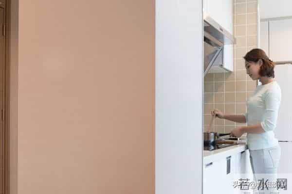 小姨子丧夫后,来投奔,我这个丧妻多年的姐夫(一)