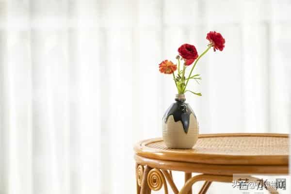 离婚当天，老公提出再同居一晚，女人：结婚八年，他却如此陌生