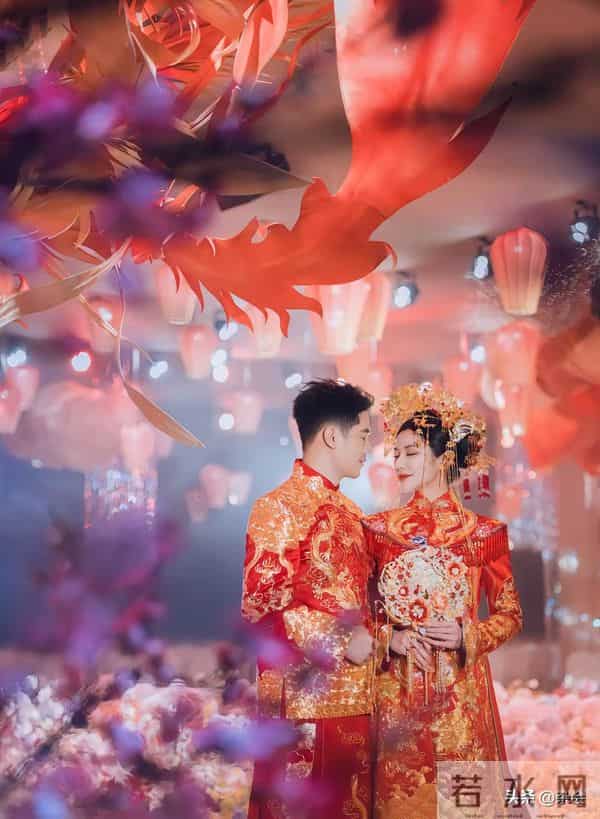 霸王茶姬创始人大婚！中式婚礼极尽华美，新人郎才女貌超登对