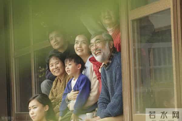 老了才明白：兄弟姐妹处成仇人，多半是因为这张嘴惹的祸