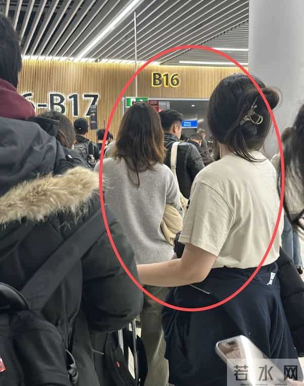 北京阿光双胞胎女儿回中国深造,即将抵达中国,此行或在中国落户