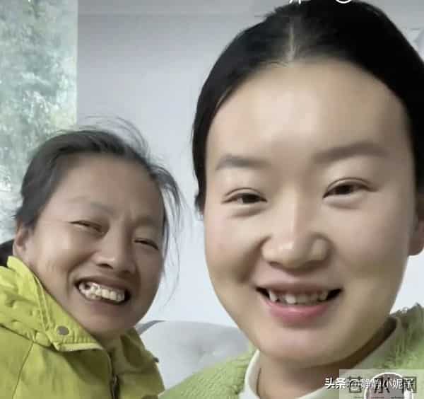 希妈三胎生活：奶奶终于出现 却很卑微 画面一言难尽 网友-区别对待