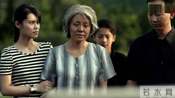 30年之后，江德华为什么卷着铺盖卷重新回到江家？背后原因太残酷