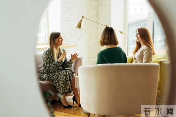 性格好的人，大多是因智慧高。不在烂局中证明自己，不把情绪对错当成胜负输赢