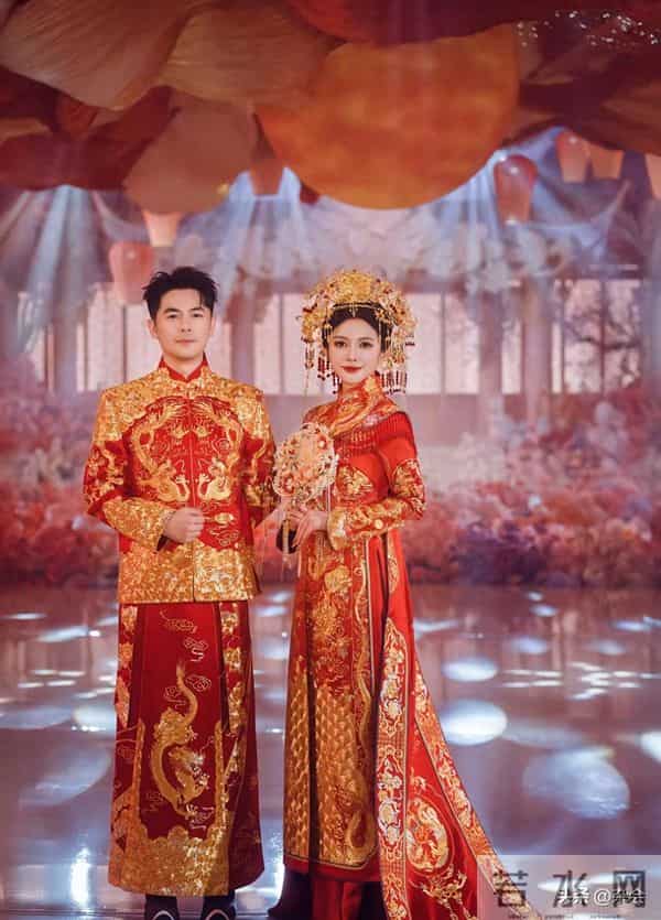 霸王茶姬创始人大婚！中式婚礼极尽华美，新人郎才女貌超登对