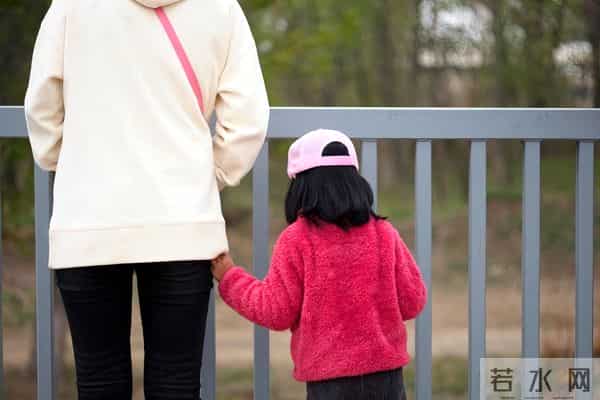 永远不要对兄弟姐妹的后代太好，你会后悔