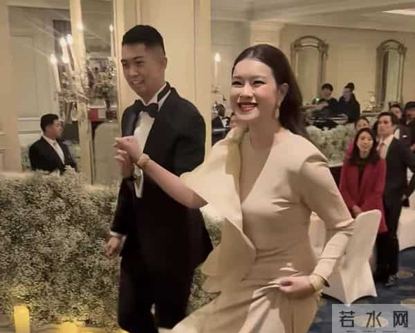 恭喜!香港知名豪门千金正式结婚,在维也纳某博物馆举办古典婚礼