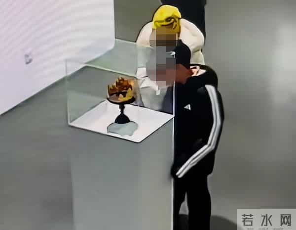 千万粉丝网红称婚礼用4斤黄金凤冠被毁!由丈夫亲手制作,本人回应质疑