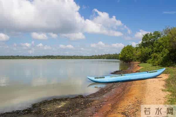 女人爱不爱你，身体语言很诚实